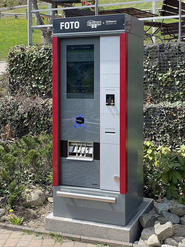 SIVIA photo kiosk with unattended payment terminal