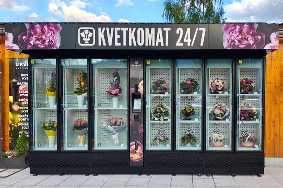 Flower vending machine in Martin